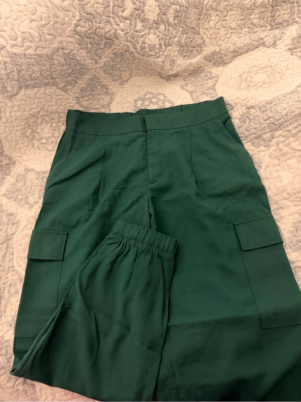 Green Cargo Pocket Wide-Leg Pants